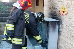 ARMADIETTO A FUOCO 01