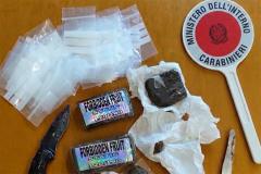 CARABINIERI DROGA SEQUESTRO 14.8.26
