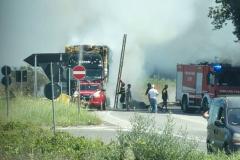 INCENDIO CAMION PAGLIA TELESINA 1