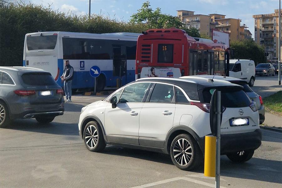AUTOBUS IN PANNE