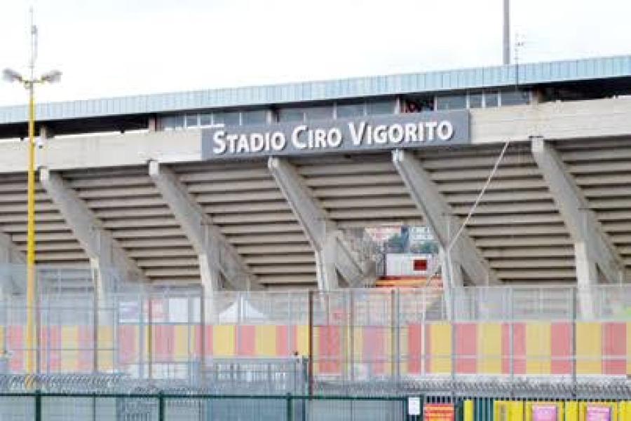 STADIO CIRO VIGORITO ESTERNO