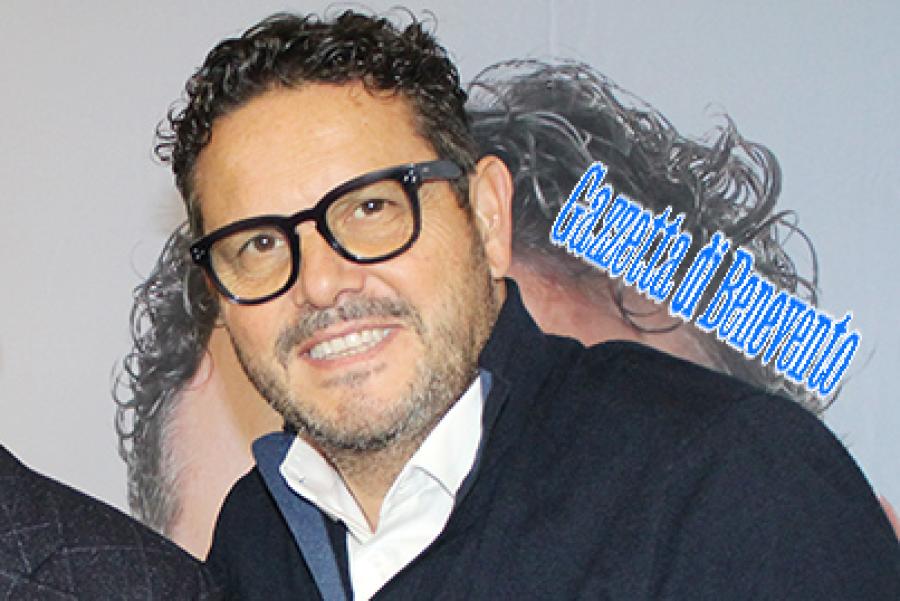 MARIO FERRARO 19.11.25
