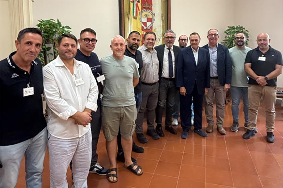 MASTELLA INCONTRA ESERCITO