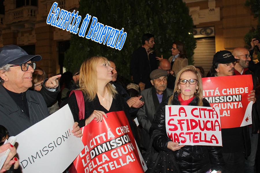 DIMISSIONI MASTELLA 12