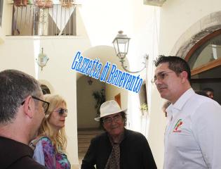 UNA VOCE PRESENTAZIONE 03