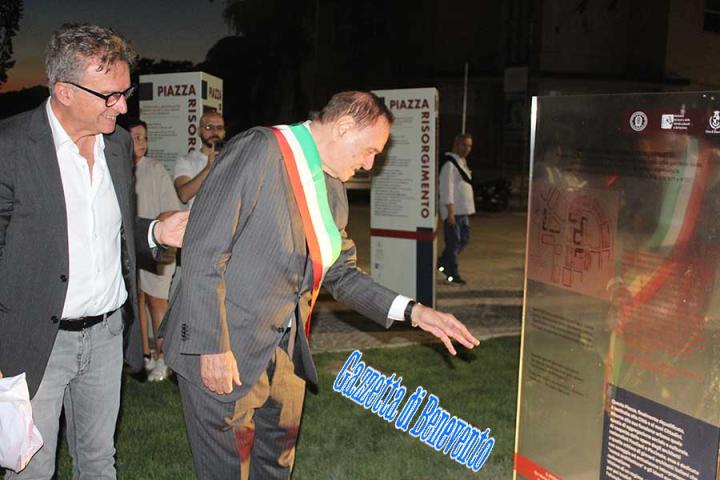 INAUGURAZIONE PIAZZA 11