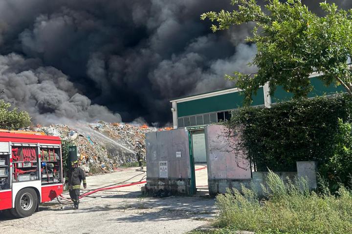 INCENDIO AIROLA 2