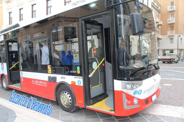 AUTOBUS LUNGO CORSO 12.10.26 09