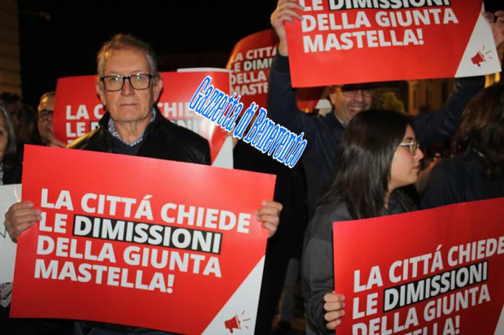DIMISSIONI MASTELLA 15