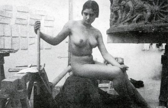MORANTE MODELLA NUDA
